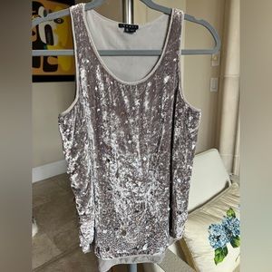 Theory sequins silk top Size Small/Petite